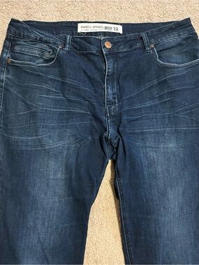 Barbell Apparel Athletic Stretch Men's Dark Wash Jeans Size 38